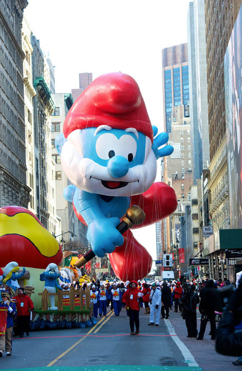 6sqft | macy’s-thanksgiving-day-parade-papa-smurf